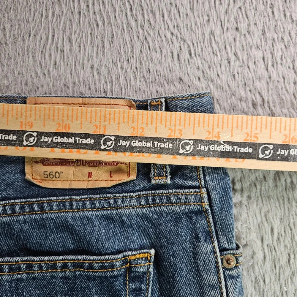 Levis 560 Comfort Fit Jeans Mens 48x30 Medium Wash Tapered Leg Blue Denim‎ VTG